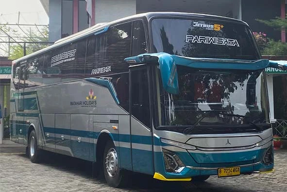 sewa big bus jb 5